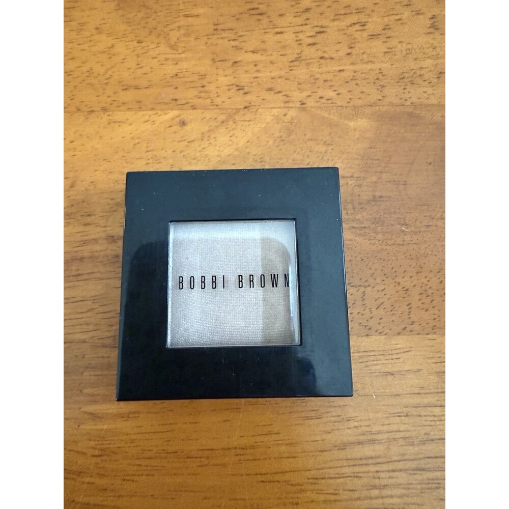 Bobbi Brown Shimmer WashEye Shadow Beige #17 Full Sz 1 oz/3g No Box - Picture 2 of 3